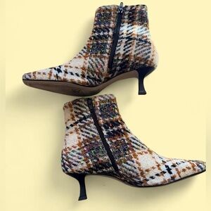 Gianni Bini Multicolor Patterned tweed Ankle Boots w kitten heel